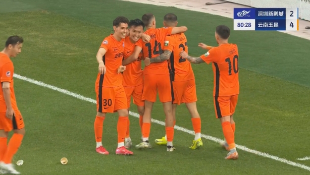 玉昆4-2領(lǐng)先新鵬城！杜加利奇冒頂，徐宏杰得球抽射破門