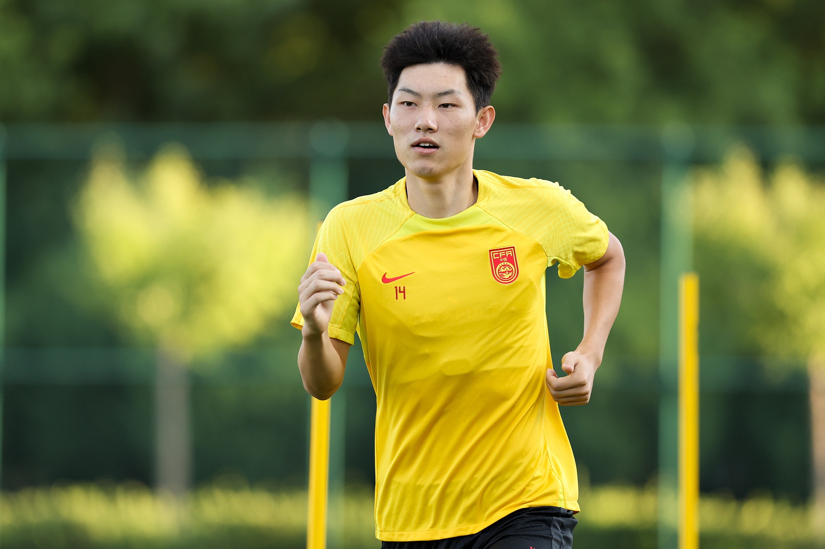 魯媒：泰山隊(duì)抵達(dá)梅州五外援齊整，四名國(guó)腳可出戰(zhàn)史松宸隨隊(duì)